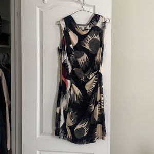 DVF dress. size 8. Excellent condition